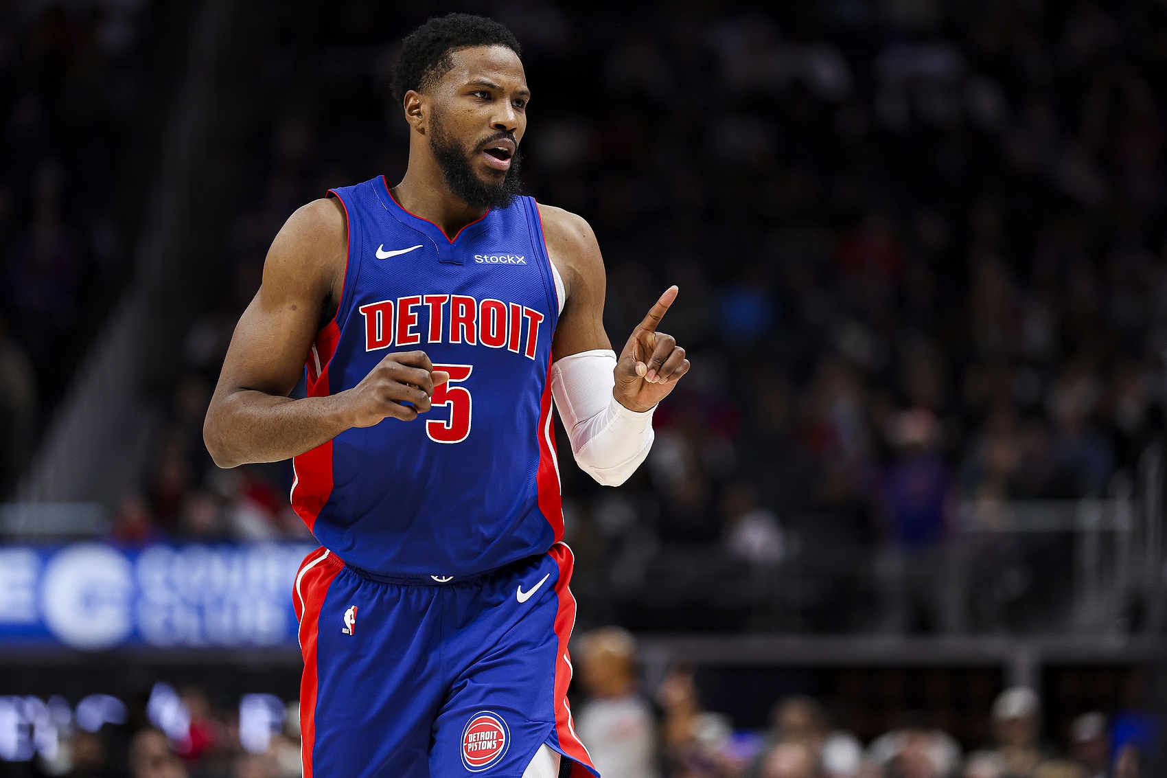 蒂格:最佳第六人我選比斯利 亨特的角色會(huì)變成首發(fā)球員